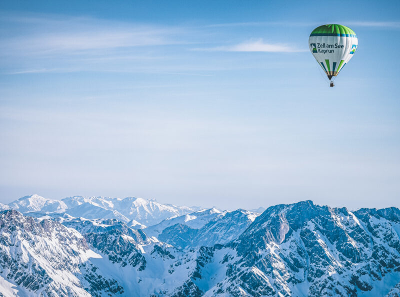 hot air ballon ride over lake zell