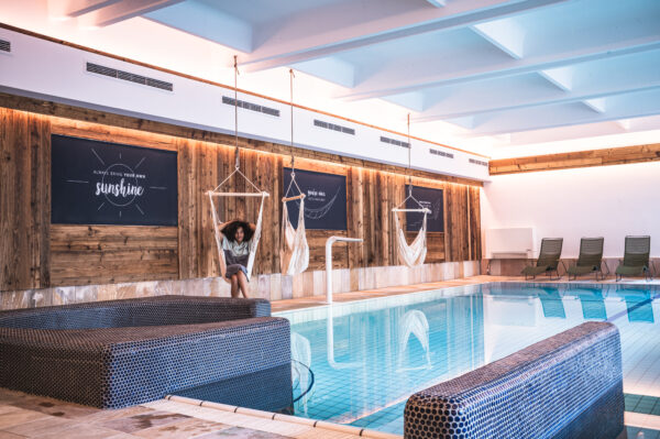 hotel-kaprun-dasfalkenstein-falkenstein-zellamsee-kaprun-bar-wellness-wellnesshotel-spa-pool-hallenbad-sauna-spa-massage-schwimmbad-127